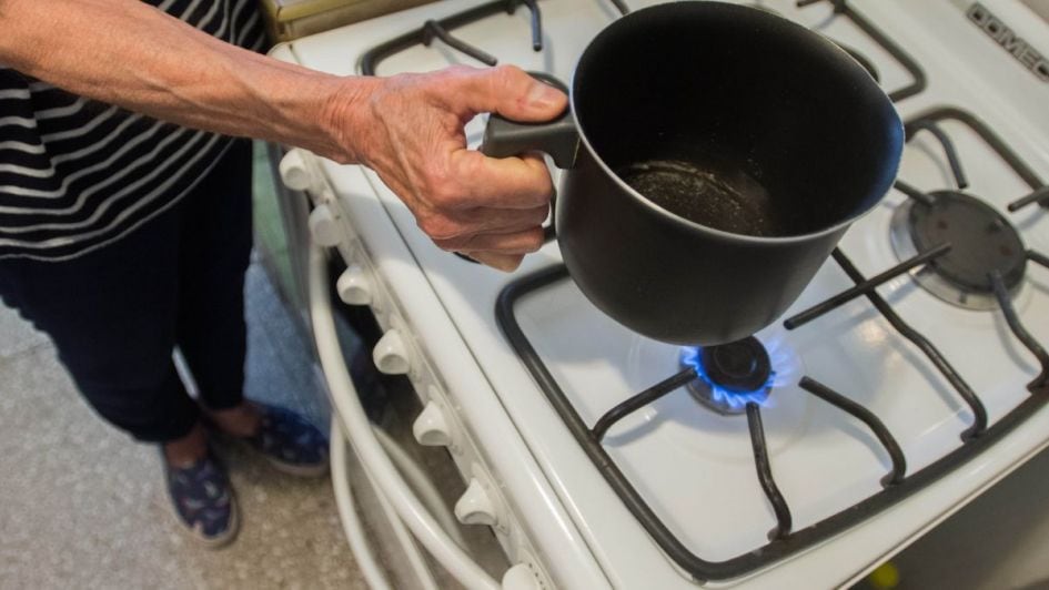 Cuándo anotarse al subsidio de luz y gas según DNI - Ignacio Blanco / Los Andes