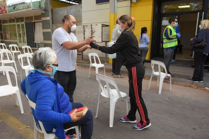 
Las medidas de distanciamiento social seguirán vigentes por bastante tiempo | José Gutiérrez / Los Andes
   