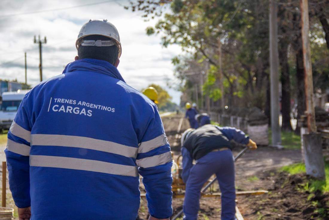 Convocan a la fabricación de durmientes sintéticos obtenidos a partir de materiales reciclados. 