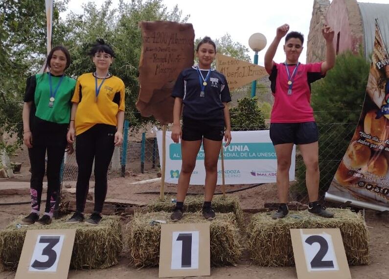 Carrera Ranquil Norte Corre. El podio Femenino.