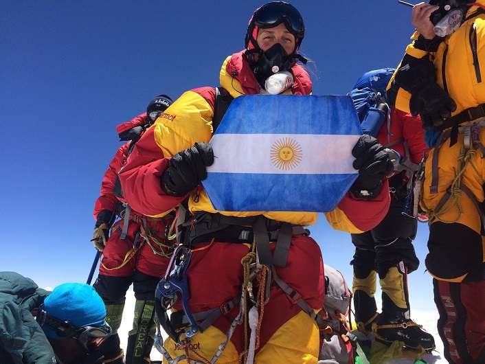 
Tocando el cielo. Laly subió el Everest con oxígeno, después de dos intentos anteriores | Gentileza
   