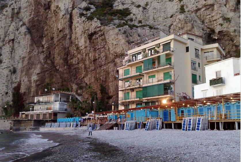 
    El ataque fue en el balneario de Meta di Sorrento, al sur de Nápoles. - Gentileza
   