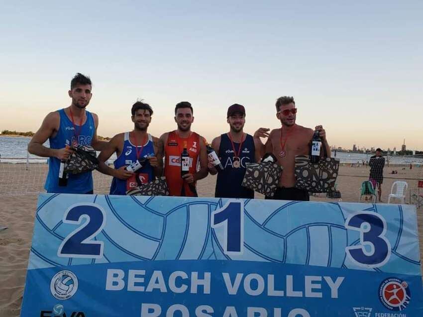 
Podio. En diciembre, Amieva y Aveiro, en Santa Fe, se coronaron campeones.  | Gentileza
   