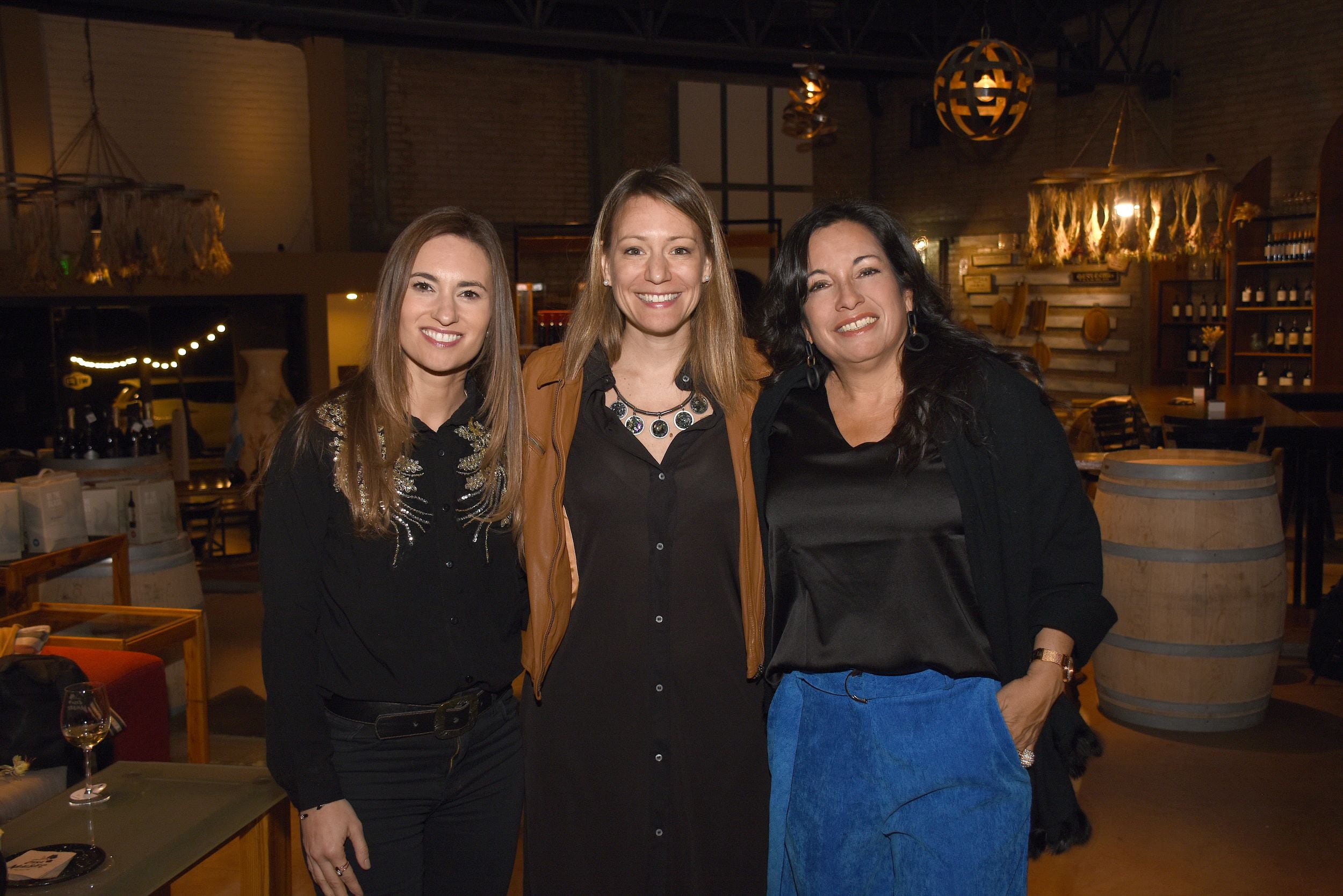 Vanesa Tornaghi, Giovanna Yannelli y Viviana Valverde.