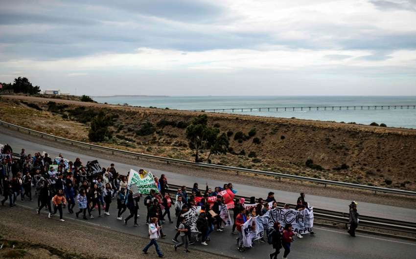 
La protesta ayer, en Comodoro Rivadavia. | AFP
   