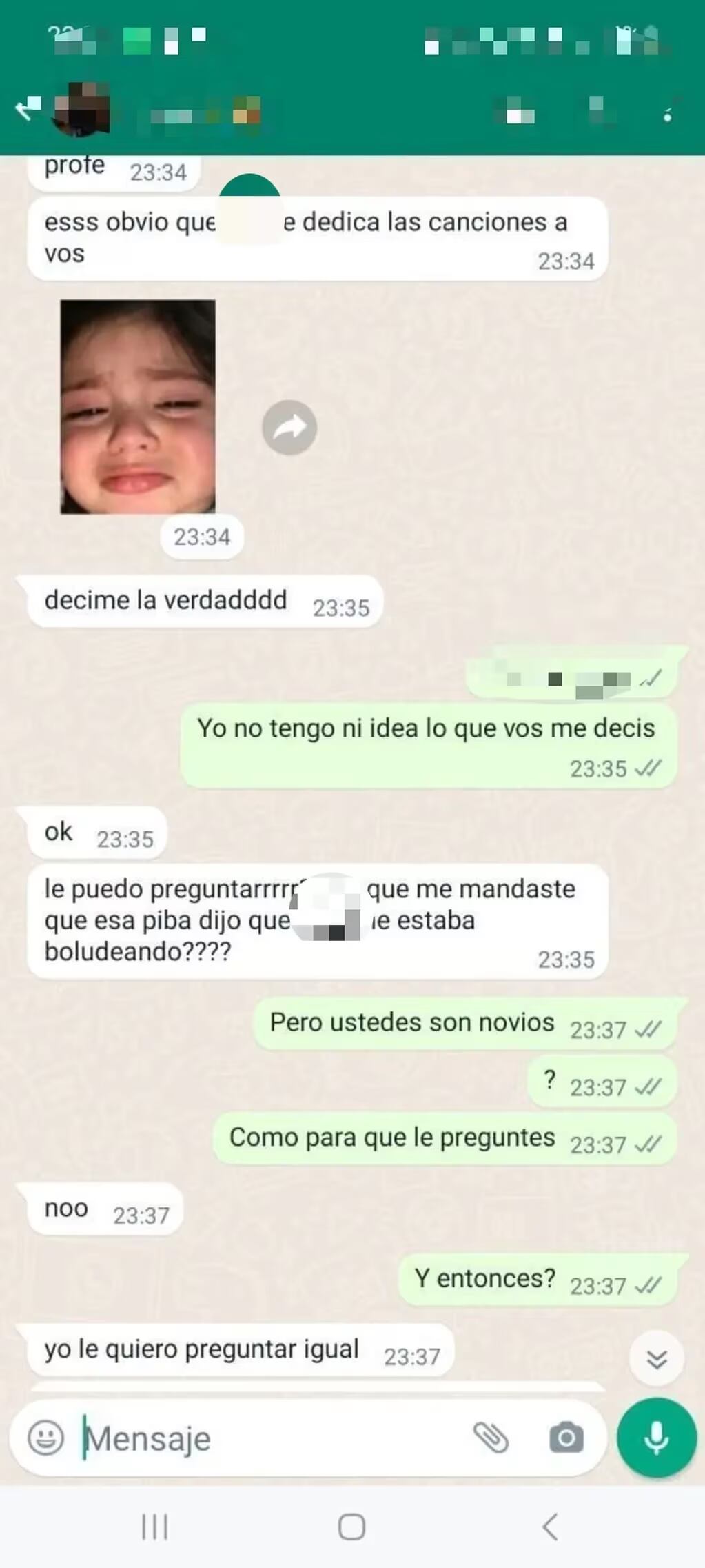 Captura de WhatsApp del chat que mantenía Daniela Mujica con una alumna de 12 años de la Escuela N°58 de La Plata. Foto: Gentileza TN