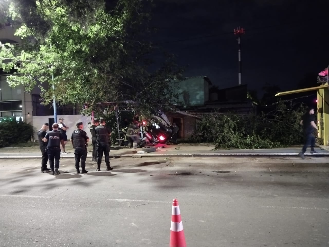 Accidente en San Martin Sur y Humahuaca (frente a Palmares). Prensa Ministerio de Seguridad