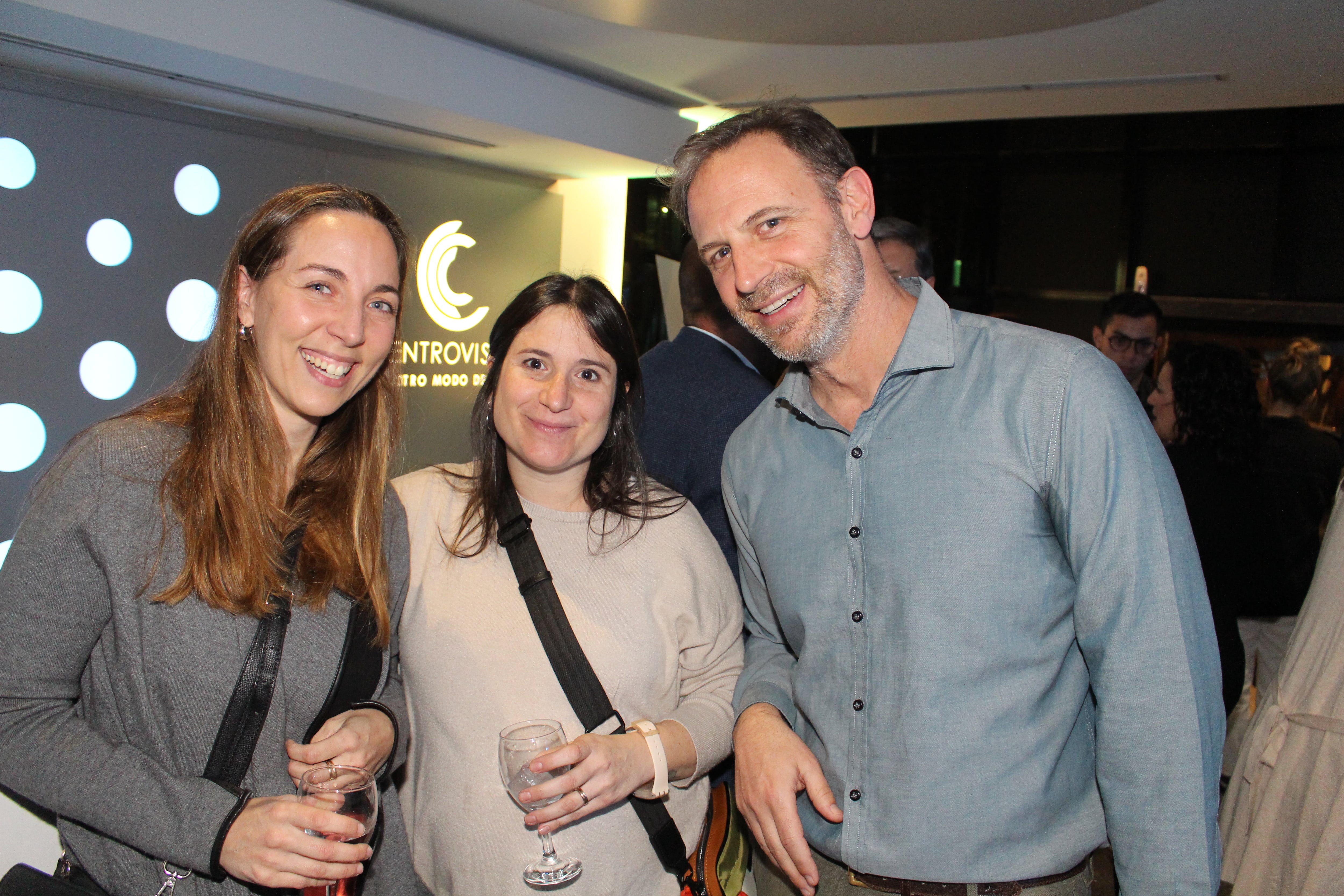 Estefanía Manzano, Julia Saba y Hernán Gras.