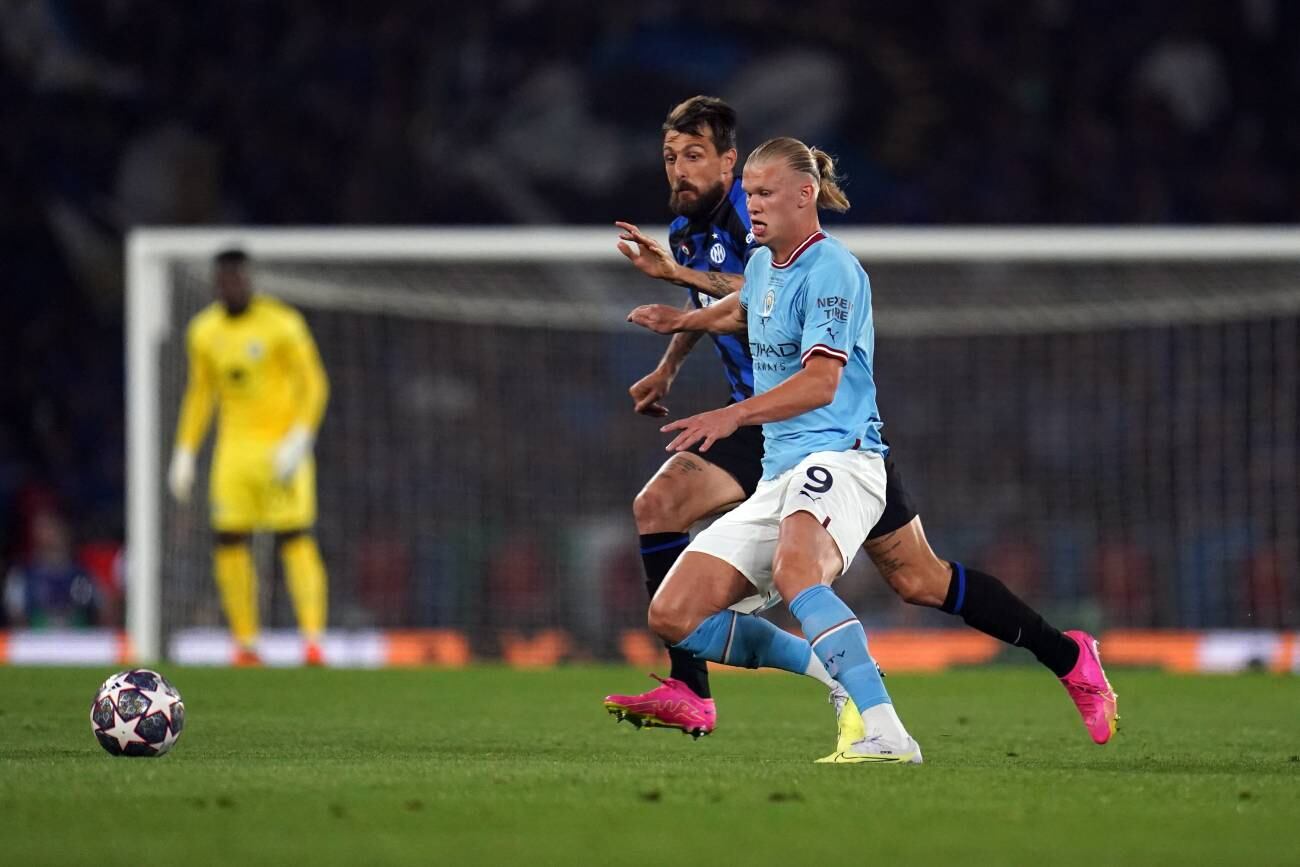 Manchester City e Inter, en la final de la Champions League 2023, en Estambul. (AP)