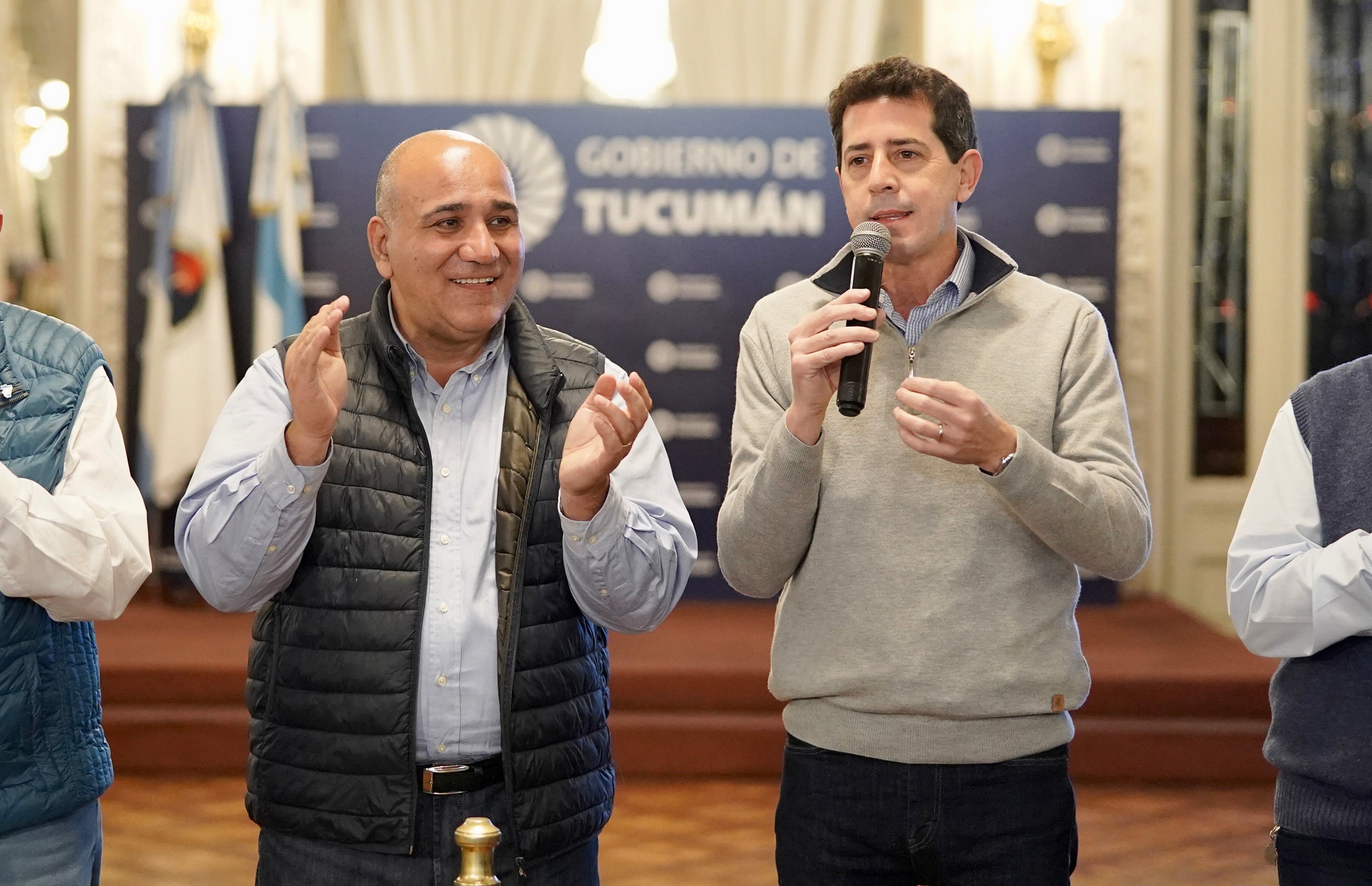 Juan Manzur y Eduardo Wado De Pedro. / Foto: Clarín