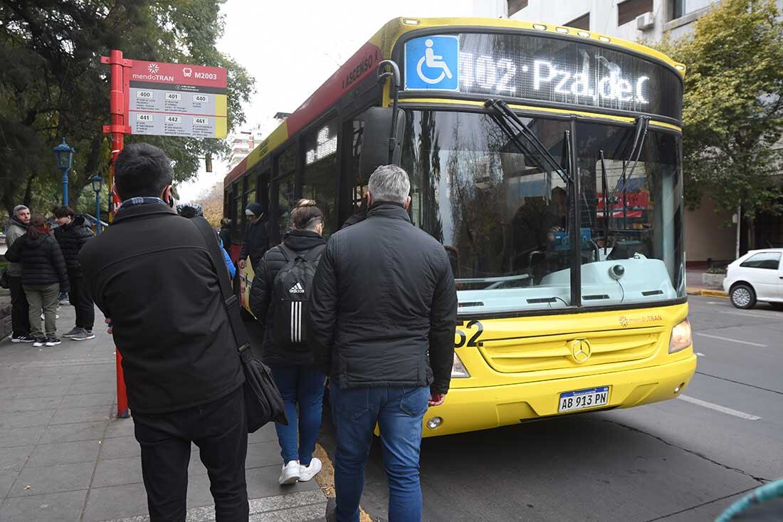 Aumenta el pasaje a $40. Foto: José Gutierrez / Los Andes