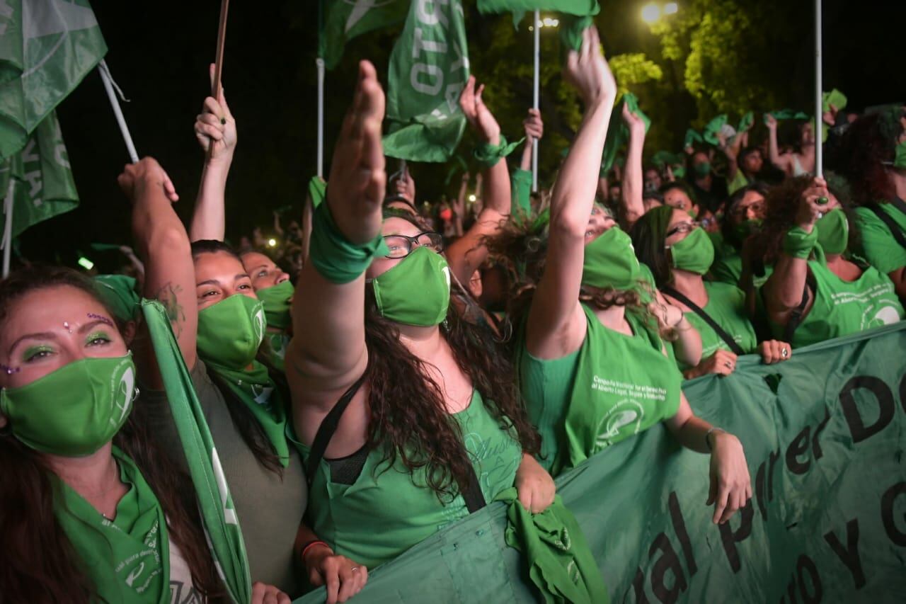 Instantánea cuando el nombre de Florencia Romano se escuchaba en los parlantes. Foto: Orlando Pelichotti /Los Andes.