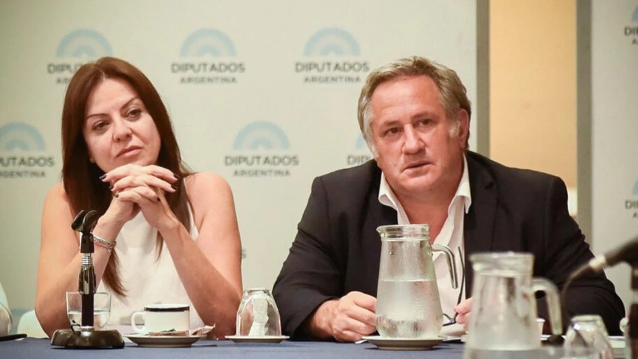 La ministra de Capital Humano, Sandra Pettovello, junto al exsecretario de Niñez y Familia, Pablo de la Torre. Foto: Gentileza.