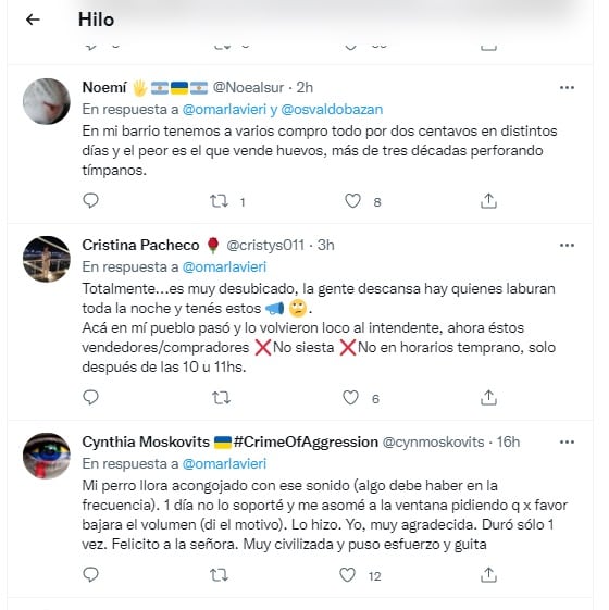 Una señora se cansó del vendedor de "Compro Todo" que pasa por su barrio y le puso un pasacalle. Un vecino lo subió a Twitter y los usuarios reaccionaron.