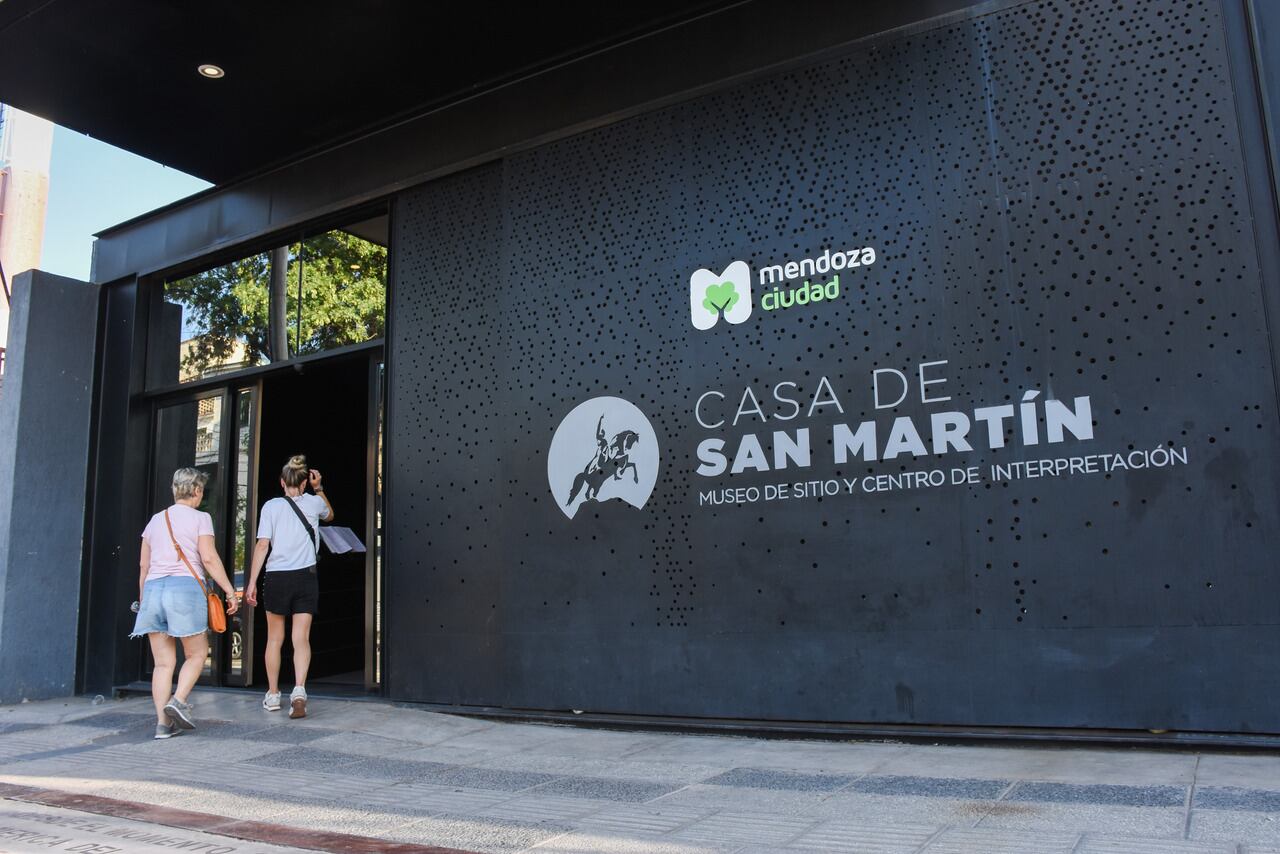 Lugares mendocinos, Casa de San Martin, Museo del Area Fundacional.
Museo casa San Martin, lugar donde nacio Merceditas, luego de escavaciones se pudo encontrar parte de los pisos por los que caminó el Gran San Martin.
Foto: Mariana Villa / Los Andes