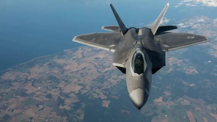 Un avión de combate F-22 de Estados Unidos derribó el objeto no identificado.