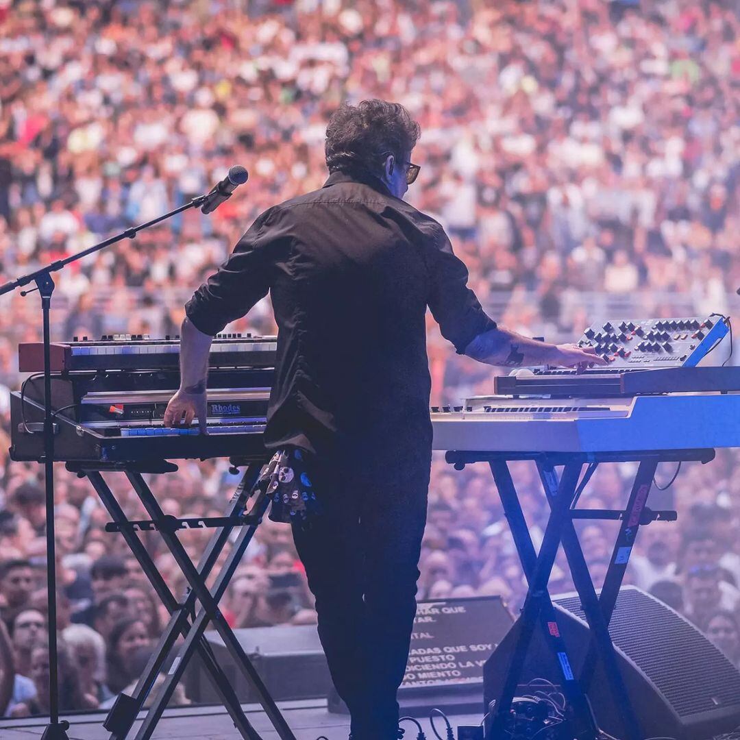 Andrés Calamaro se ausentó de un show en Colombia.