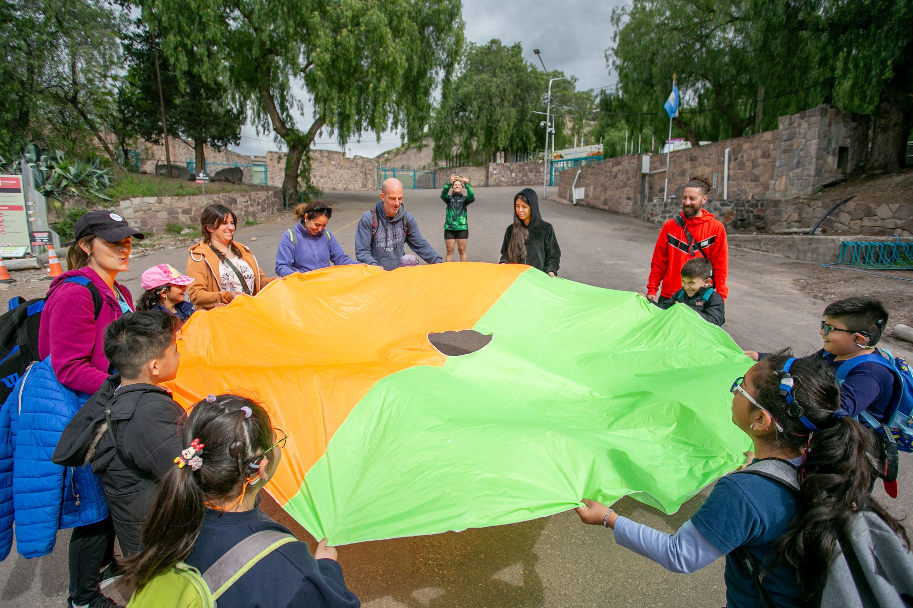 La Ciudad de Mendoza celebró el Festival de Inclusión en la plaza Independencia