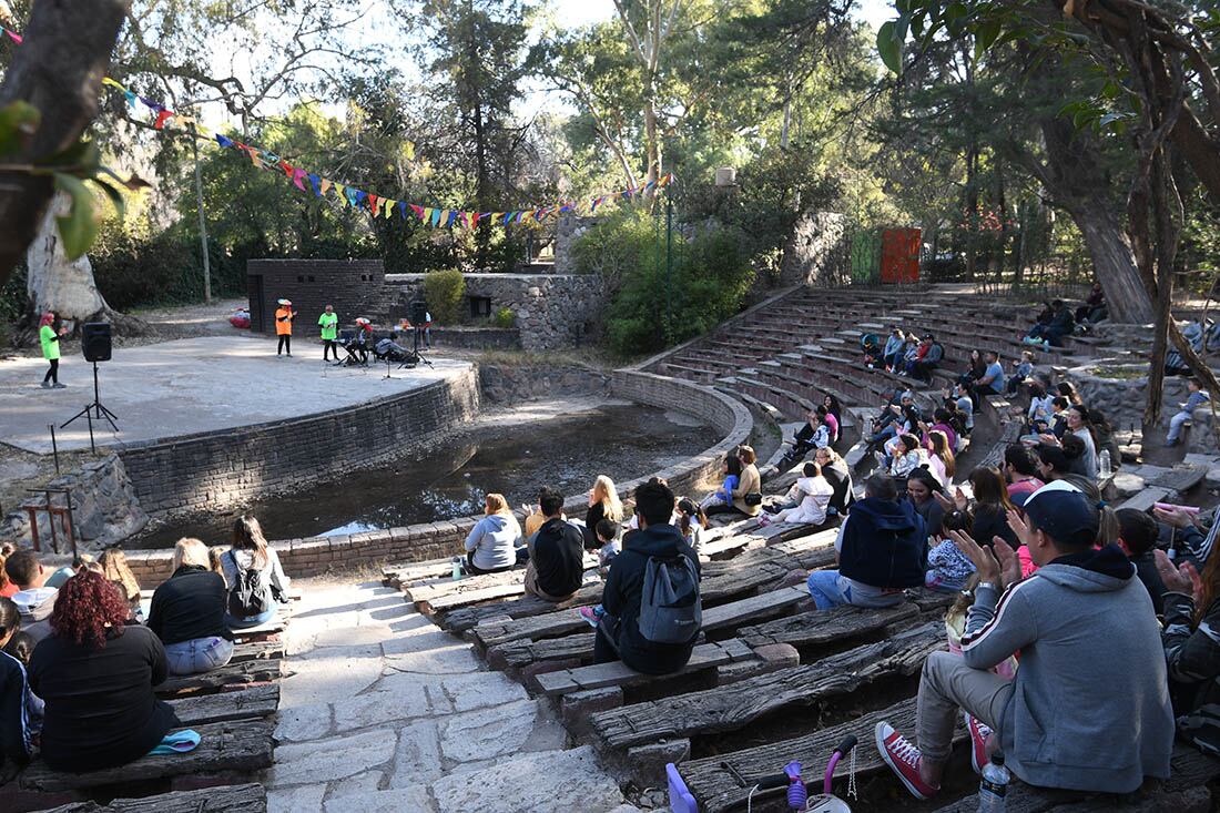 Teatro Pulgarcito. Foto: Marcelo Rolland / Los Andes