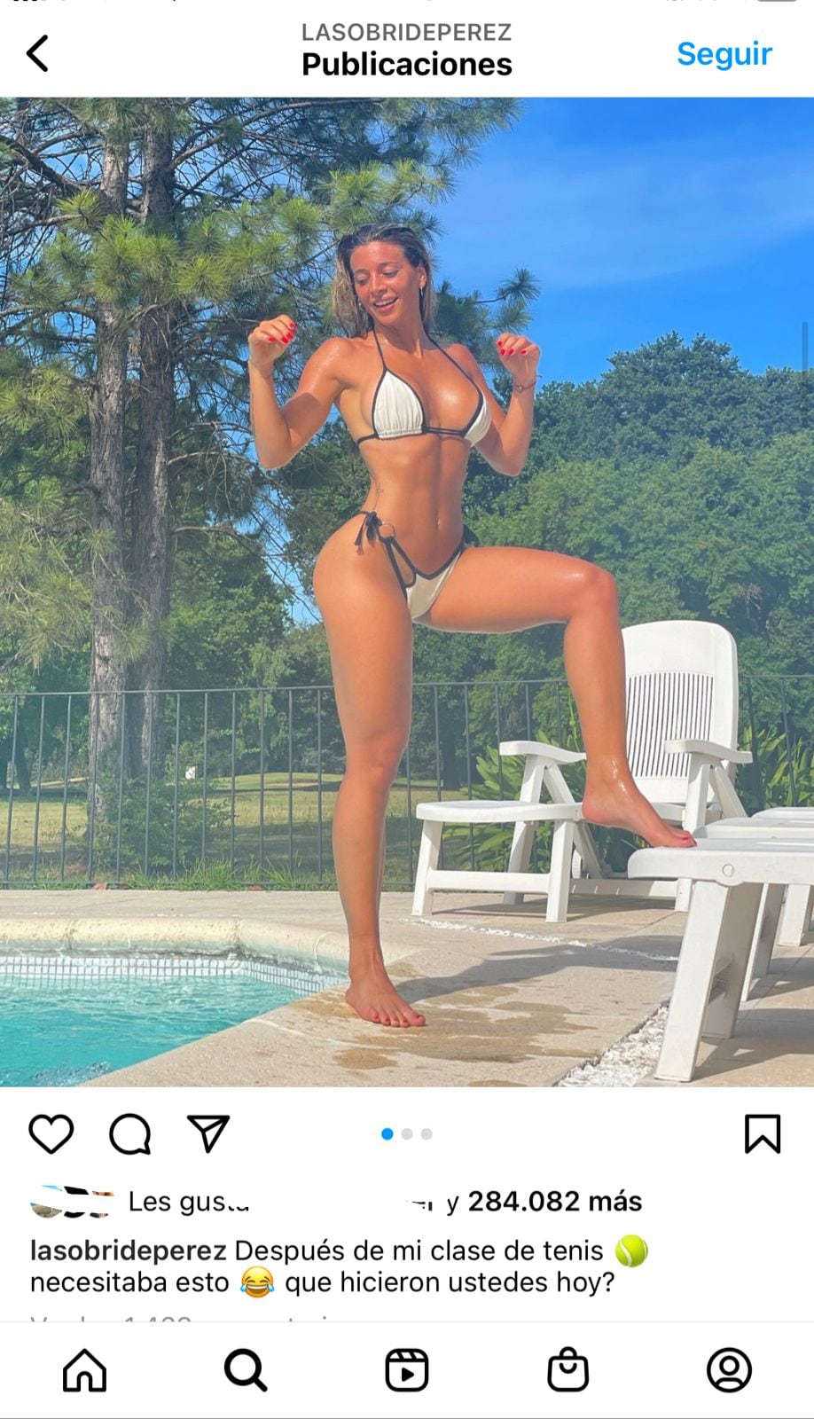 Sol Pérez apagó el calor con un chapuzón post tenis.