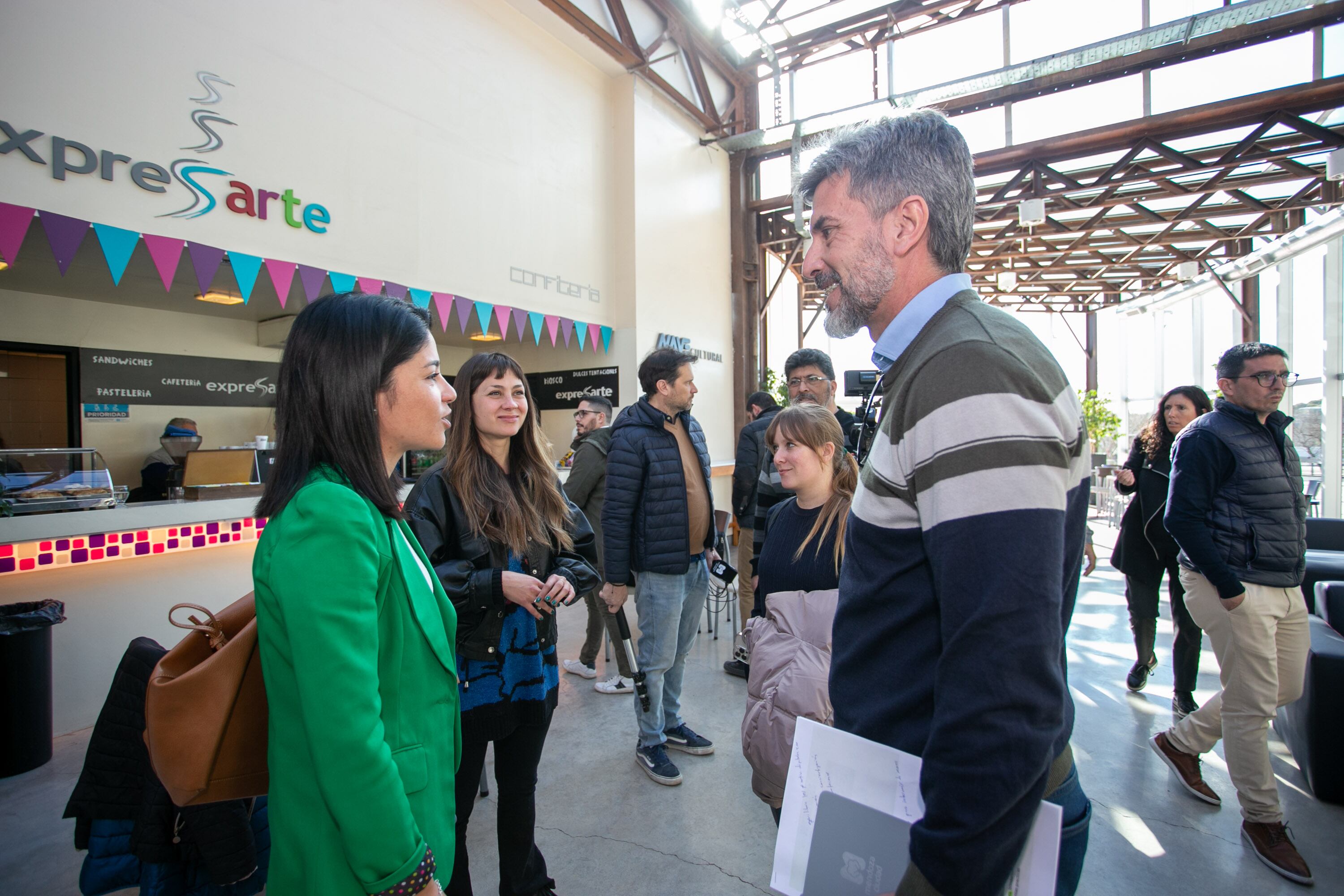 Ulpiano Suarez presentó un Hackathon para abordar las apuestas online en adolescentes