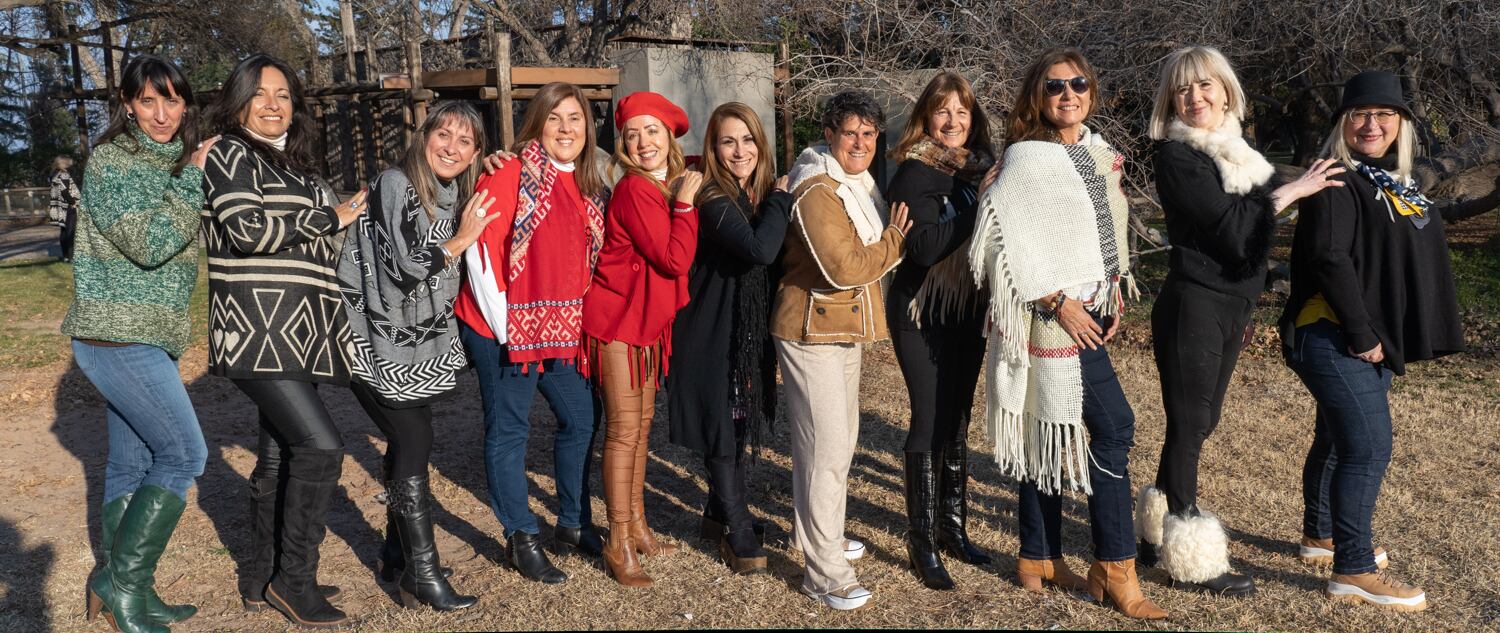 Sandra Roux, Viviana Valverde, Bettina Konjak, Ana Gaibazzi, Adriana Martínez, María Siracusa, Luz Castro Echave, Nancy Lopez, Gabriela Videla, Fátima Villagra, Ana Rusticcini.