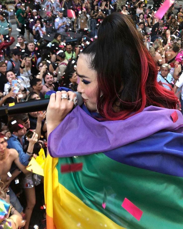 Lali anunció que no podrá asistir a la Marcha del Orgullo.