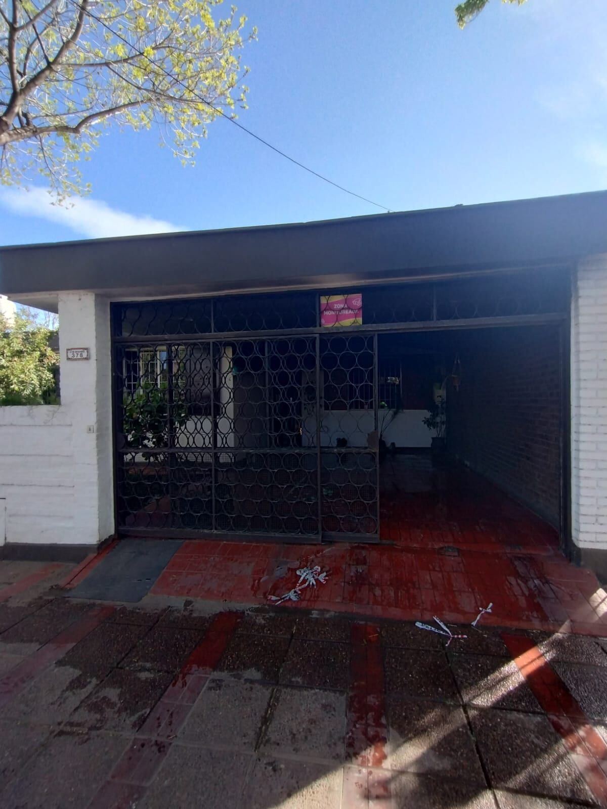 Así quedó la casa de los padres de Seba Torrico tras un feroz incendio en Luján: hay un herido. Gentileza