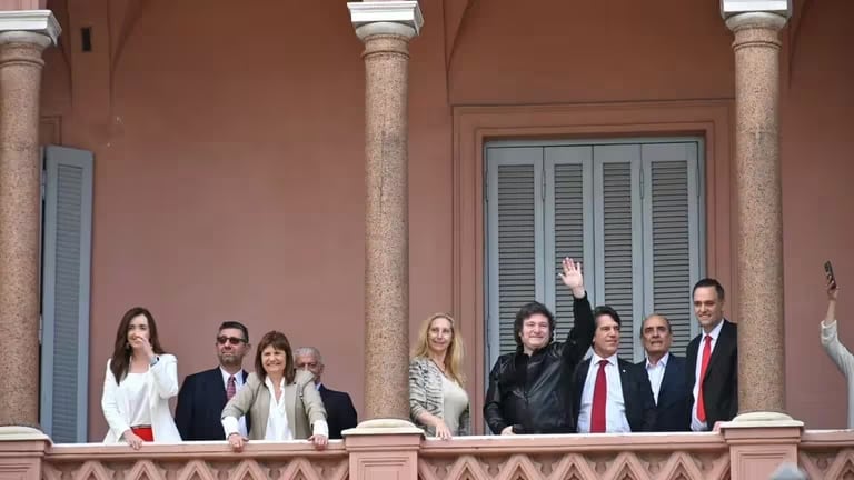 El saludo de Javier Milei desde Casa Rosada. (Infobae)