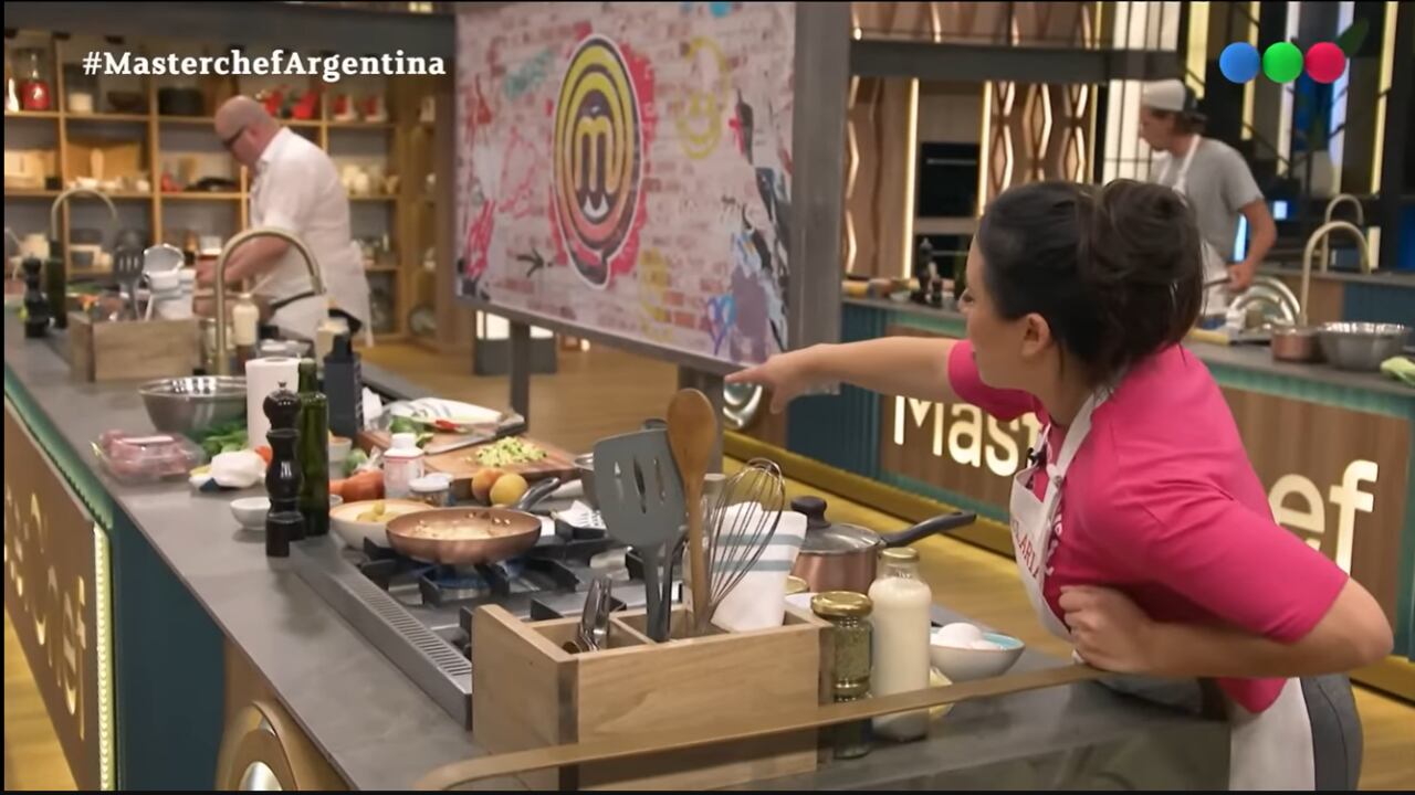 Noche de gritos e insultos en Masterchef