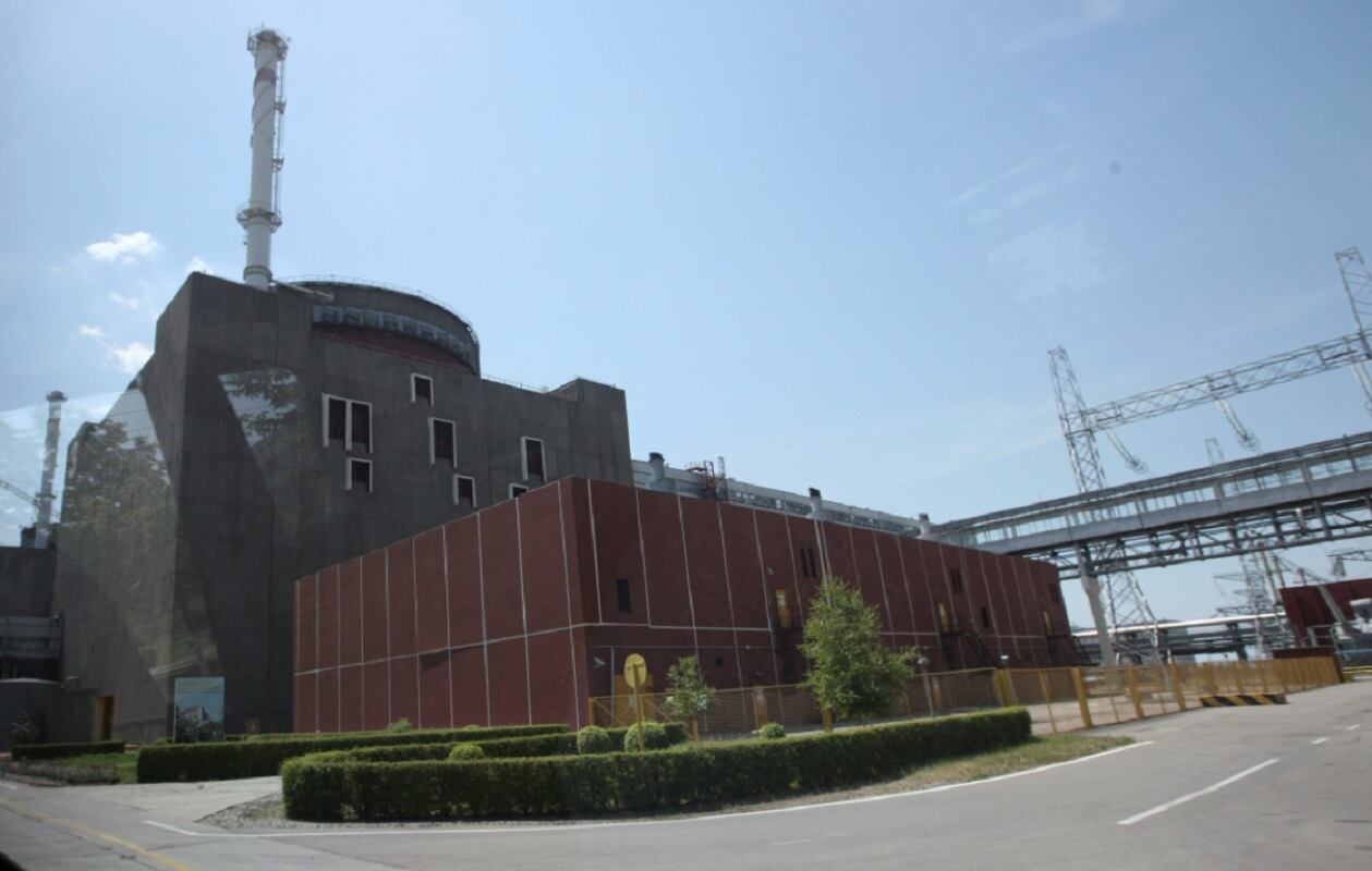 Antes del incendio: las instalaciones de la central nuclear de Zaporizhzhia (Ucrania) - (AP / Archivo) 