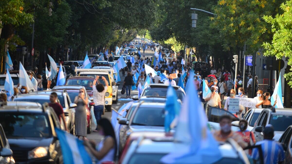 #27F: en Córdoba también marchan contra la "Vacunación VIP"