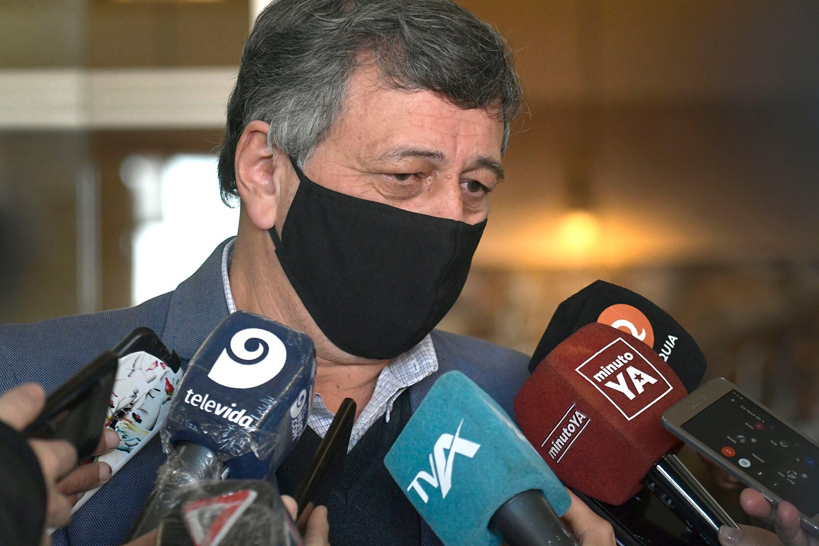 El intendente de Las Heras, Daniel Orozco uno de los últimos en adherir.
Foto: Orlando Pelichotti / Los Andes