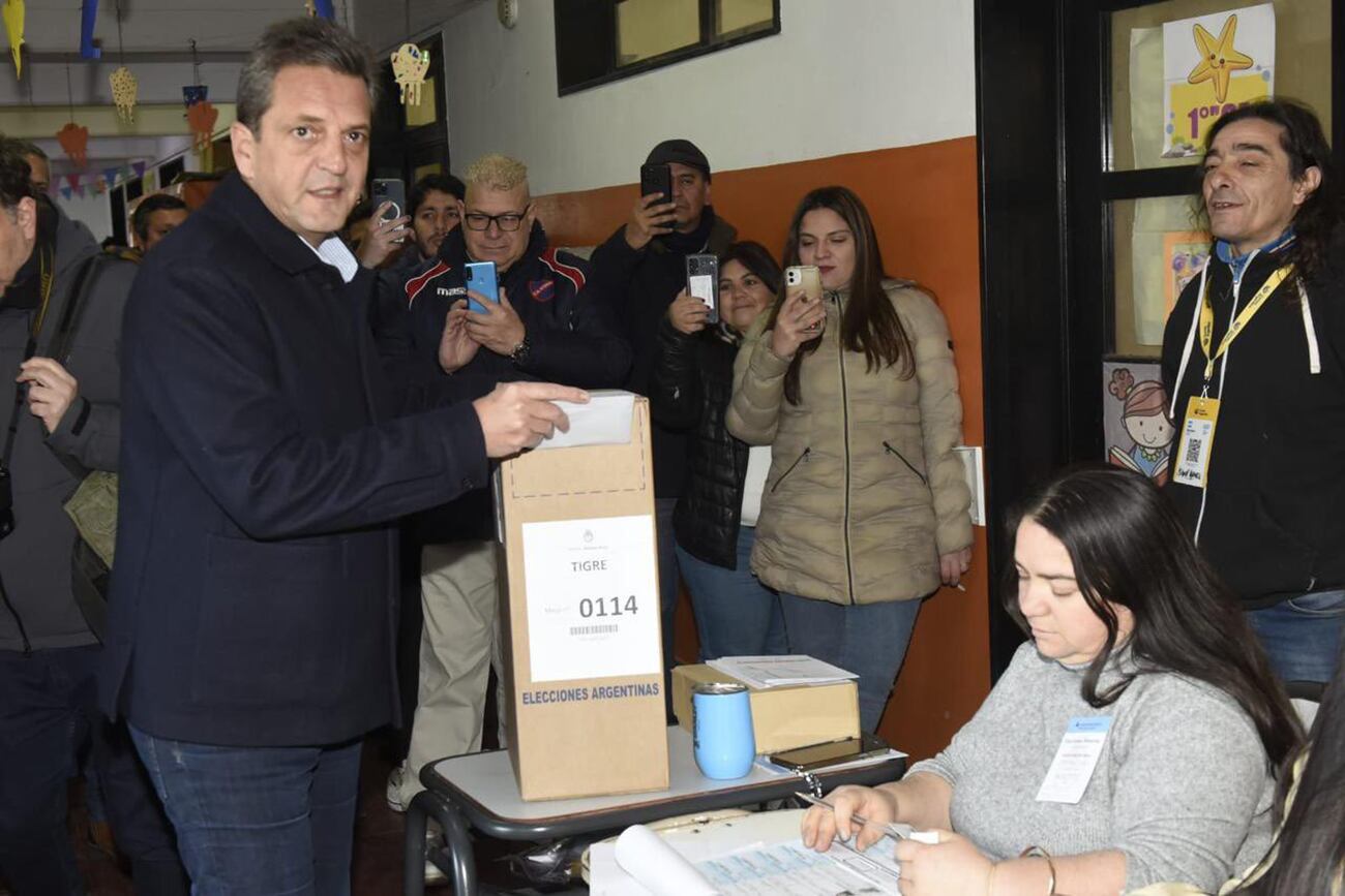 Sergio Massa, al votar en las Paso (Unión por la Patria).