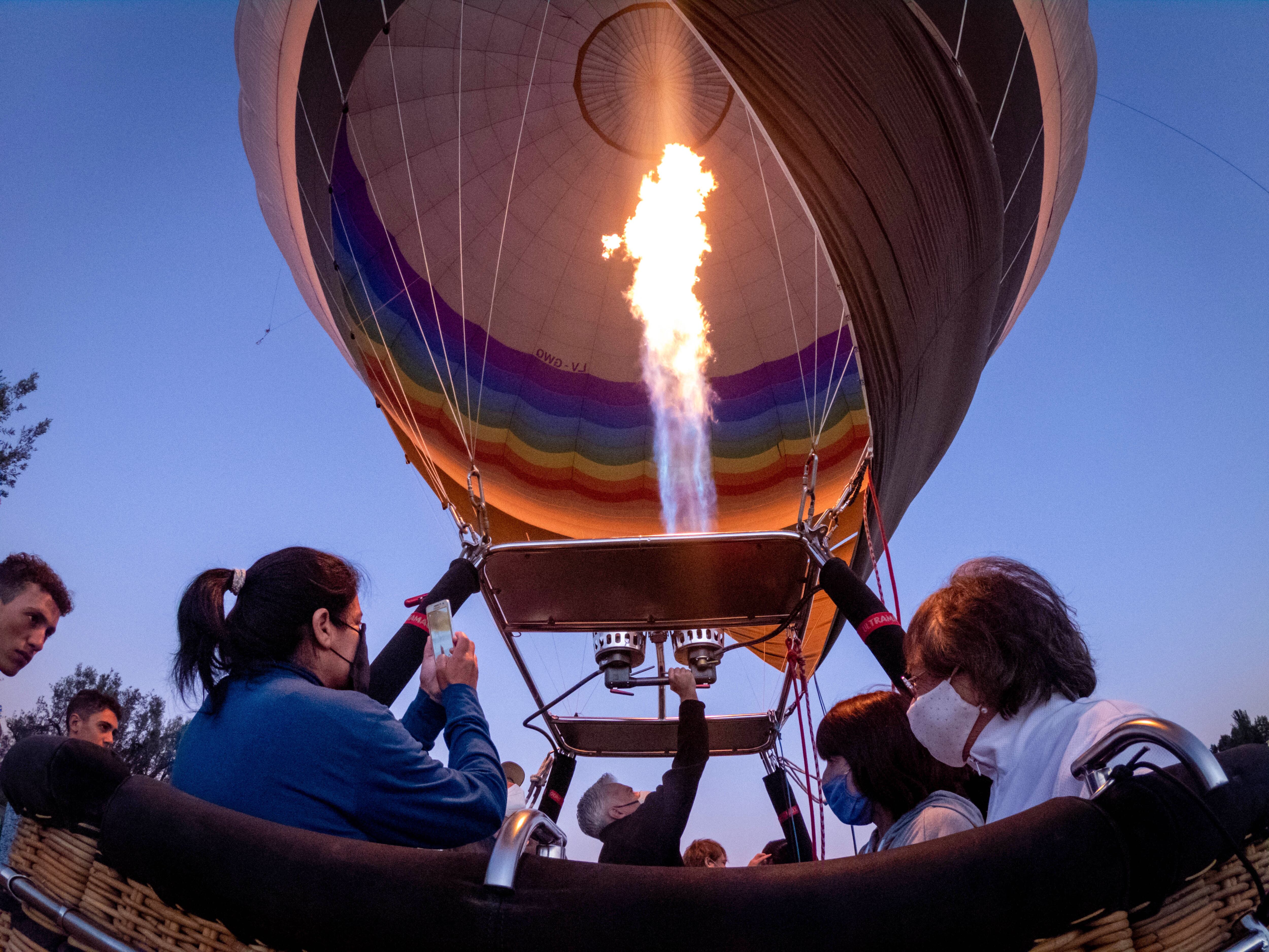 Volvieron los vuelos en globo de Mendoza Balloons en el departamento de Junin. Ignacio Blanco / 