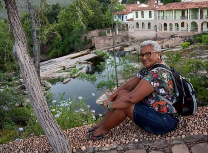 Josefa Feitosa se jubiló y salió a recorrer el mundo con su mochila.