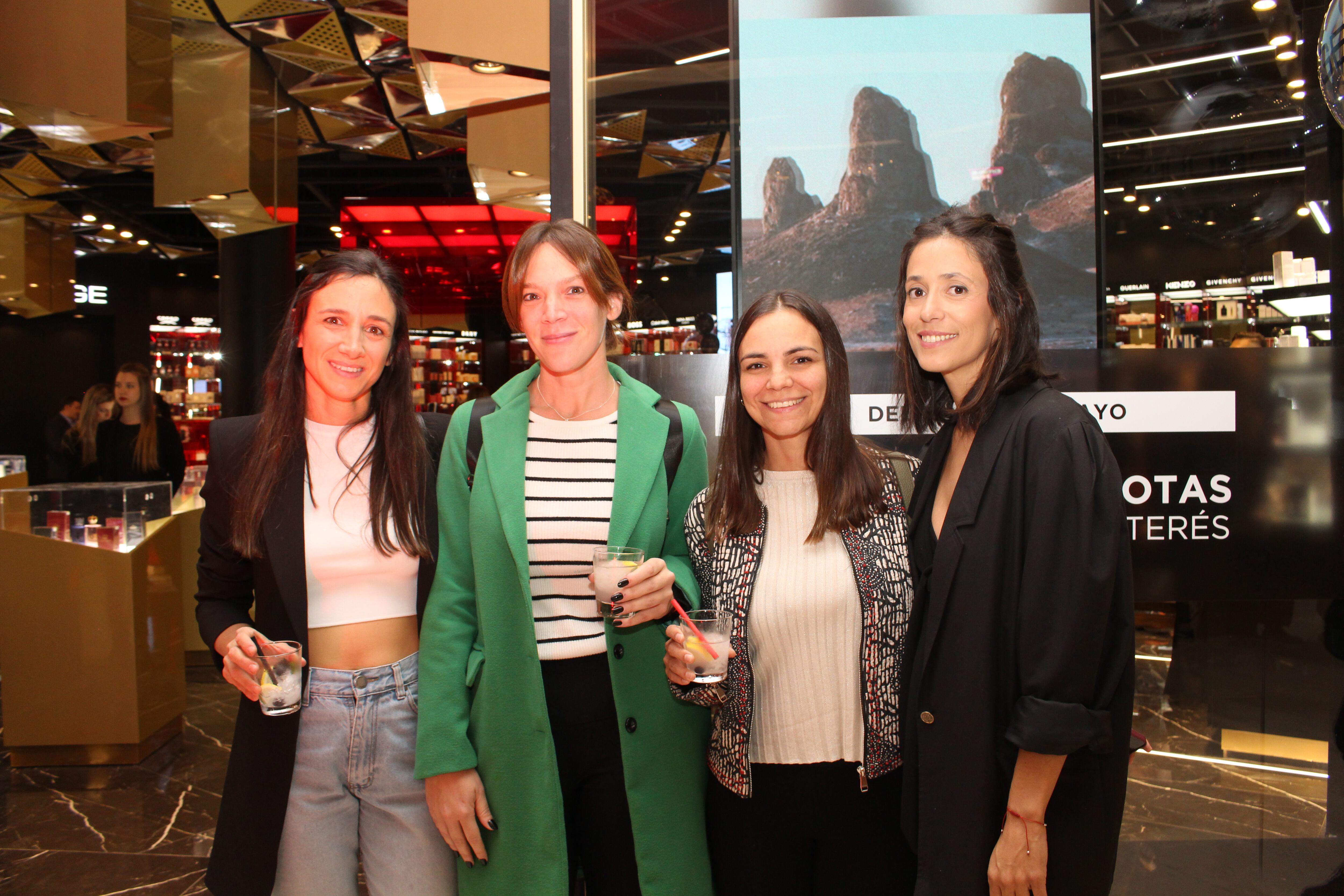 Lucía Bravin, Magui Jardel, Sol Vargas y Luciana Difonso.