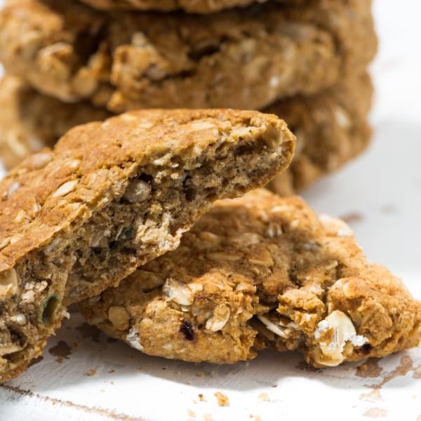 Así se hacen las mejores y más sanas galletas de avena.