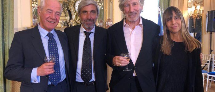 El músico británico Roger Waters ha colaborado con la fundación "No Me Olvides" de veteranos de Malvinas en infinidad de oportunidades. Foto: nomeolvides.com.ar