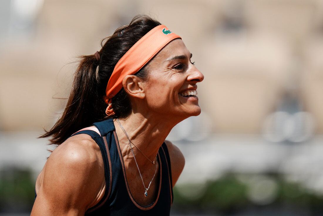 La felicidad en el rostro de Sabatini durante su paso por Roland Garros trascendió las cámaras. (AP)