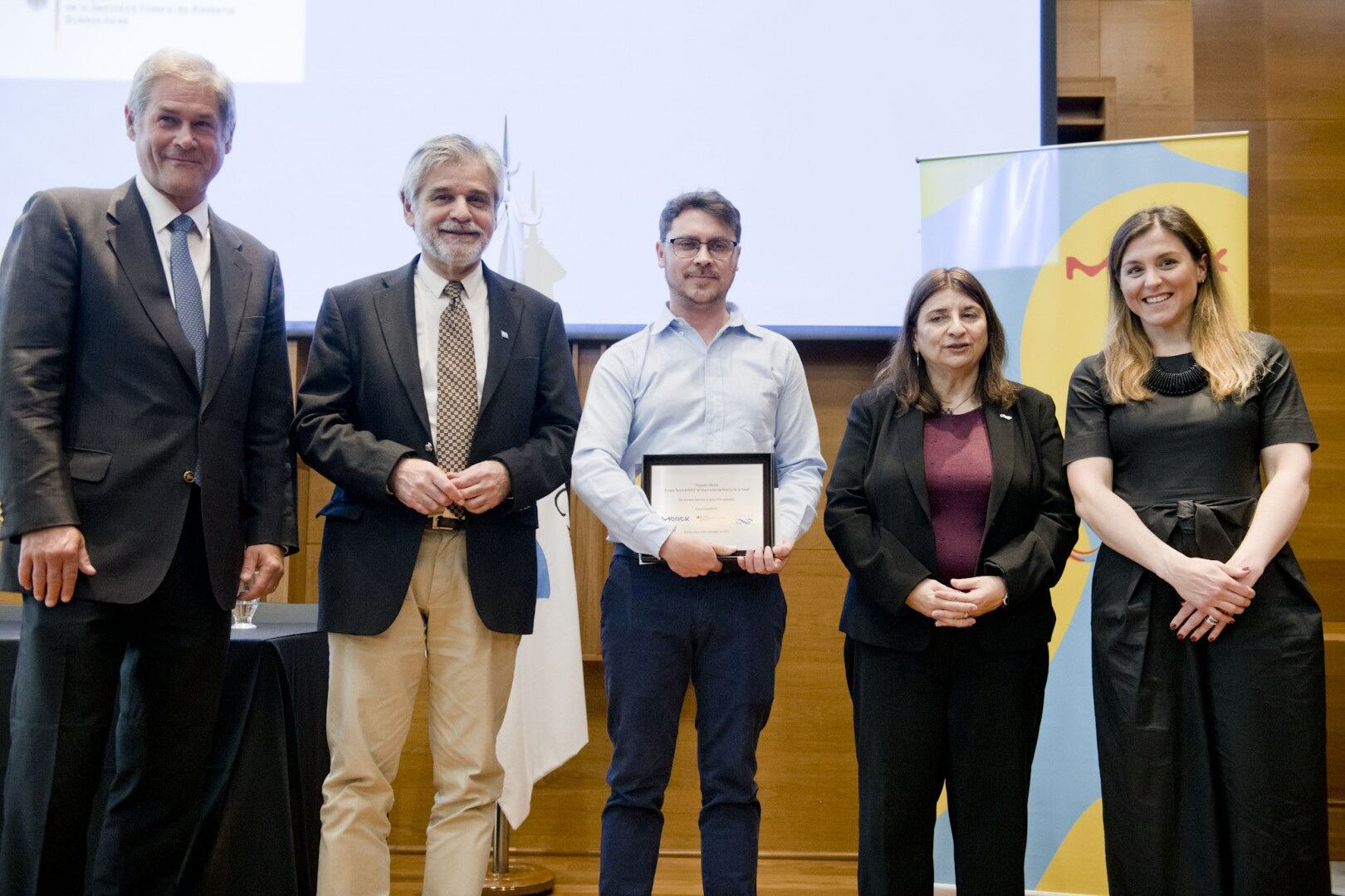 Premiaron al científico mendocino Emanuel Campoy por innovación en ciencias de la salud (Télam)