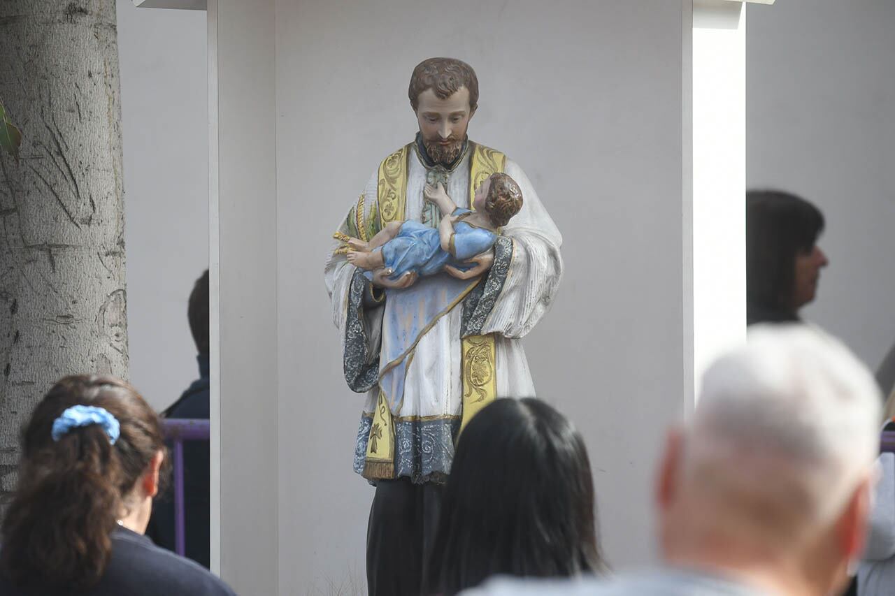 San Cayetano, “patrono del pan y el trabajo” en su día. Archivo Los Andes.