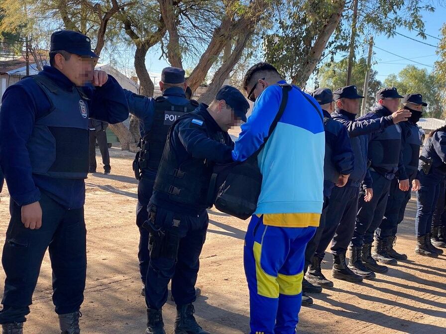 Violencia en el fútbol: 142 barras mendocinos no pueden ingresar a las canchas. | Foto: Ministerio de Seguridad y Justicia