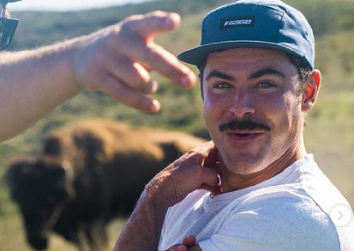 Zac Efron volvió a mostrar su cara retocada... como Ricardo Fort (Instagram)