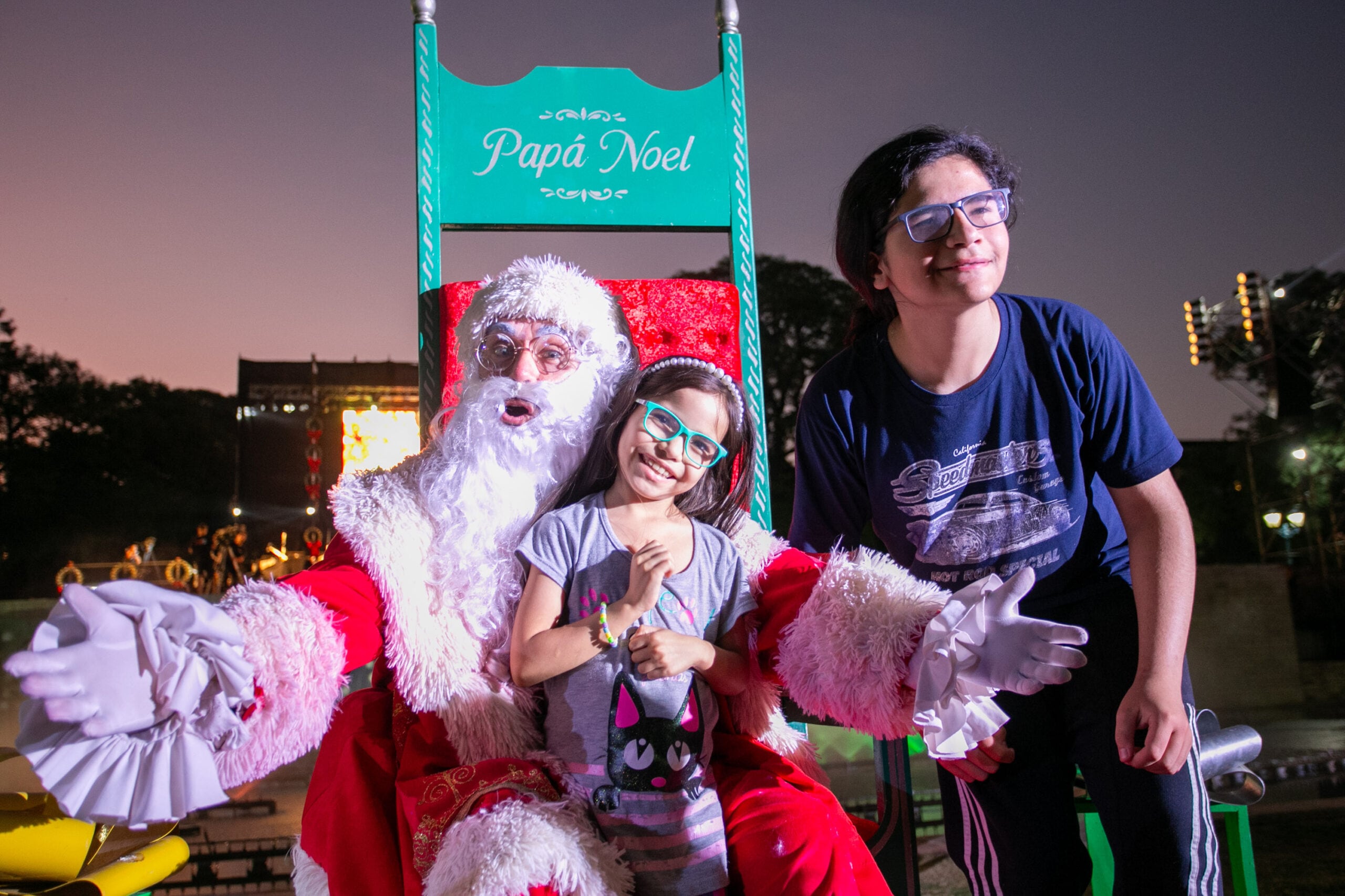 Con dos noches mágicas, más de 15 mil personas celebraron la Navidad en la Ciudad