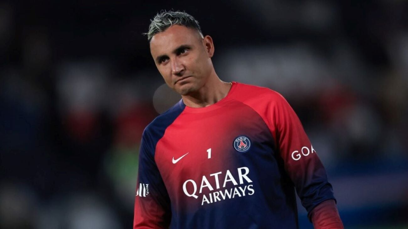 Keylor Navas fue compañero del capitán argentino en PSG (AP)