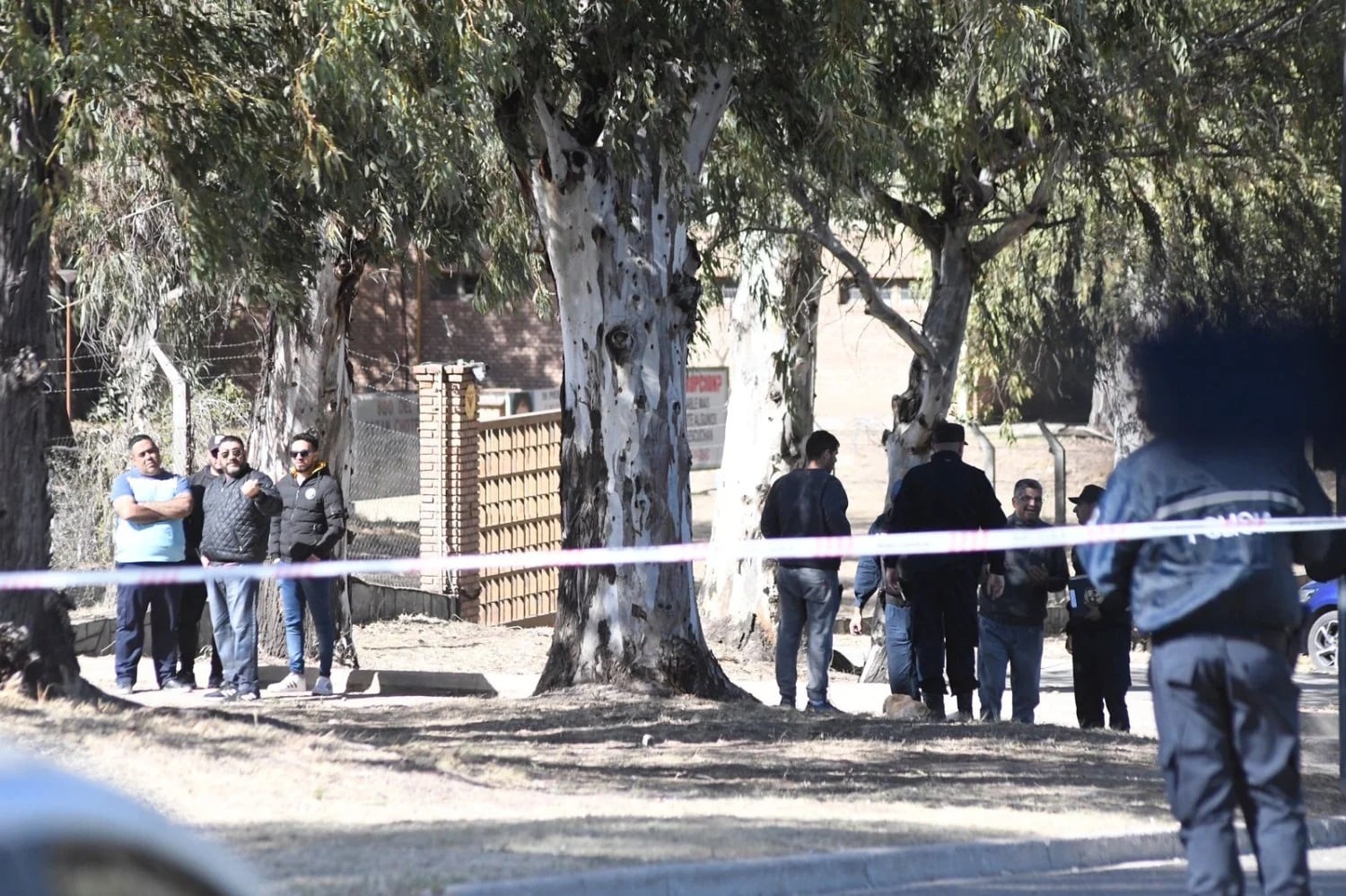 Una mujer policía mató a sus dos hijos en San Luis. En la foto, el lugar del doble crimen. (Gentileza / El Diario de la República)