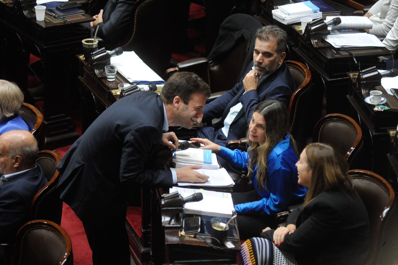 Lospennato con los diputados Cristian Ritondo, María Eugenia Vidal y Juan Manuel López (Foto: Federico López Claro)