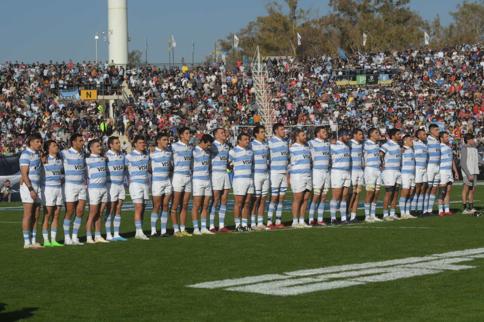 La Selección Argentina de rugby enfrenta por primera vez en nuestra provincia a Nueva Zelanda, en el inicio del Rugby Championship / Marcelo Rolland (Los Andes).