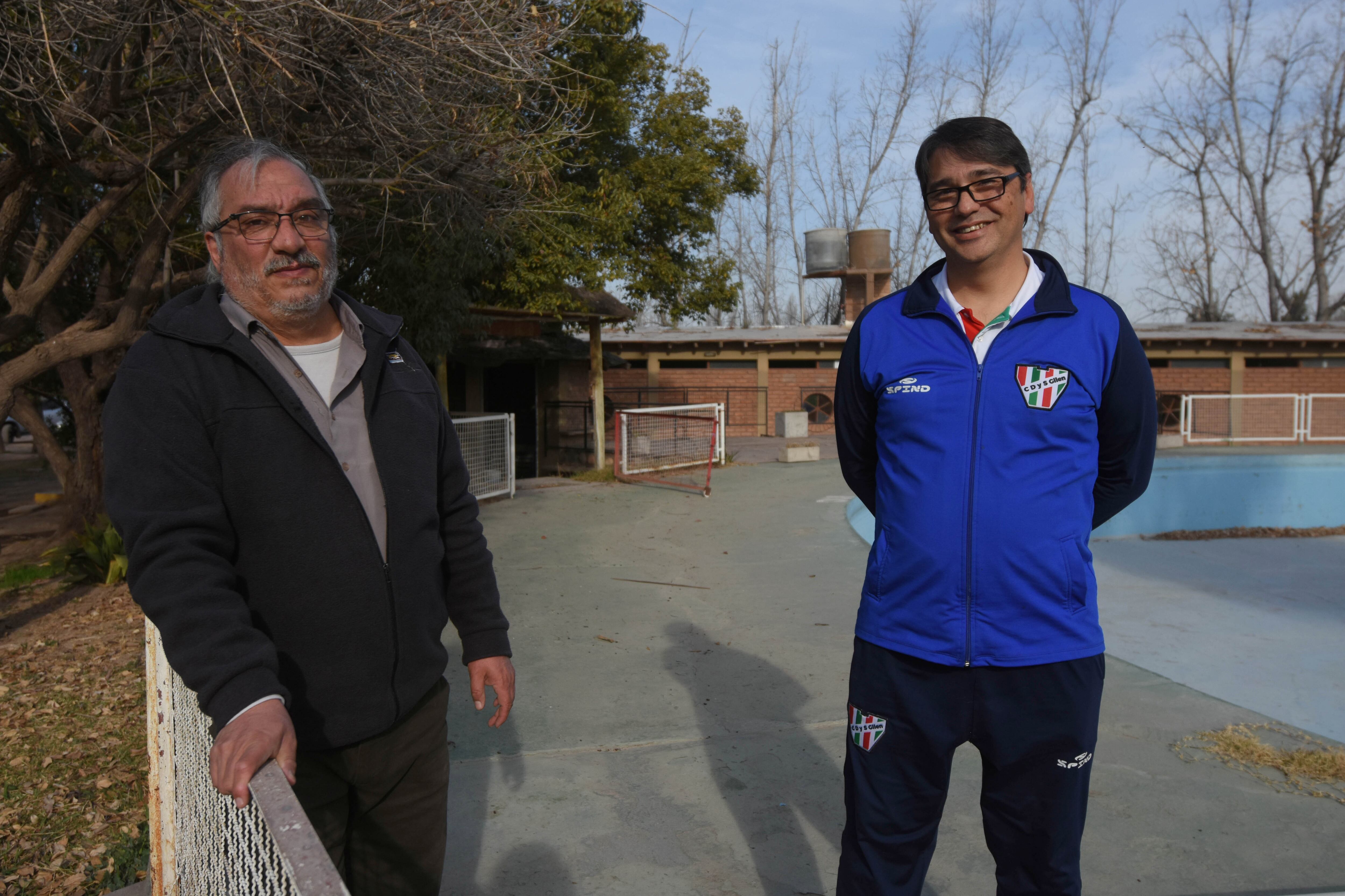 David Berbel, presidente del club Guaymallén, junto a Fernando Dominguez, vicepresidente 1° y Coordinador de futsal. / José Gutiérrez 